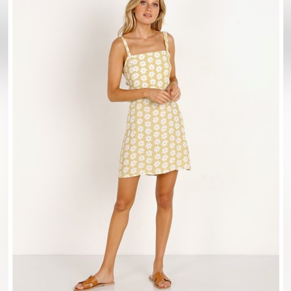 Faithfull the Brand Ischia Dress Afternoon Floral Print NWT Size 8
